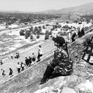 Meet your Posher, Brissia